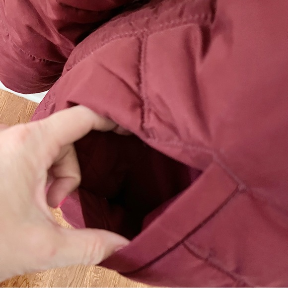 Old Navy Faux Fur Trim Puffer Coat - Picture 10 of 13